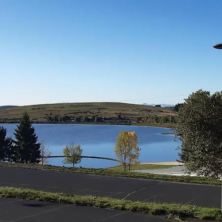 Pieds Pistes Appartement *